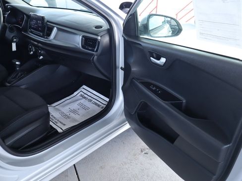 Used 2021 Kia Rio S image 35