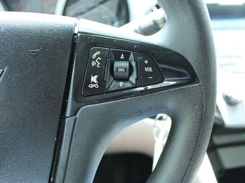 Used 2013 Chevrolet Equinox LS FWD image 25