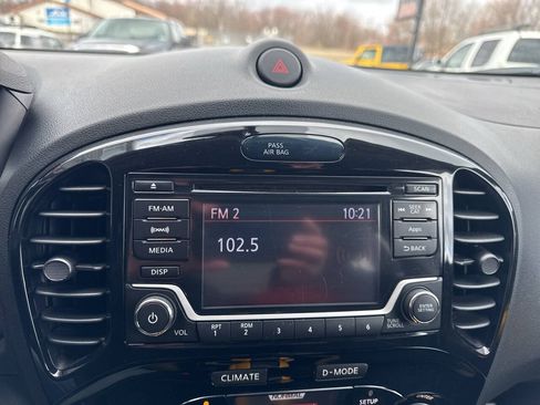 Used 2016 Nissan Juke SV AWD/4WD image 28