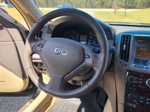 Used 2010 INFINITI G37 Journey w/ Premium Pkg image 25