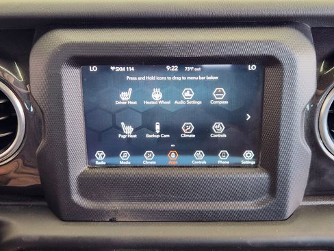 Used 2020 Jeep Wrangler Unlimited Sahara AWD/4WD image 18