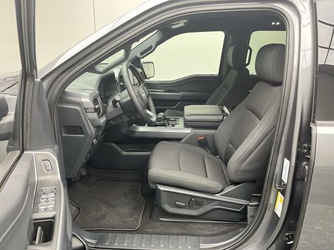 New 2025 Ford F150 XLT w/ Equipment Group 302A MID image 3