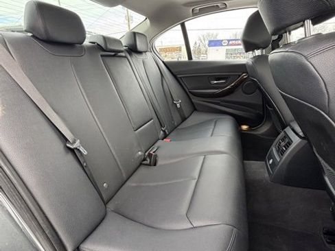 Used 2014 BMW 320i xDrive Sedan image 16