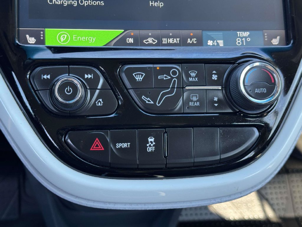 Used 2020 Chevrolet Bolt Premier w/ Infotainment Package FWD image 6