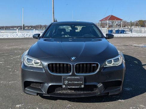 Used 2016 BMW M5 w/ Premium Package image 2