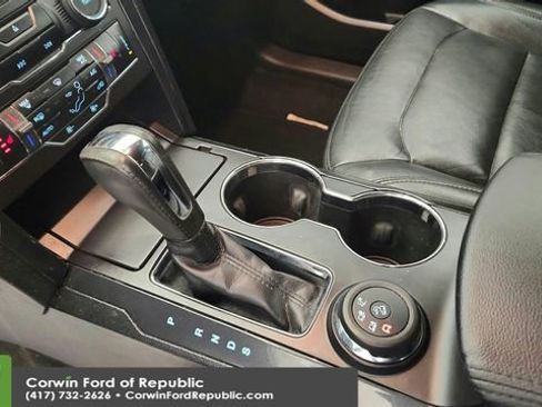 Used 2017 Ford Explorer XLT w/ Equipment Group 202A image 17