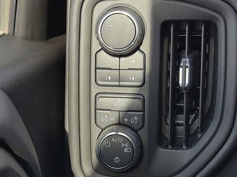 Used 2024 Chevrolet Silverado 1500 Custom Trail Boss w/ LPO, Dark Essentials Package image 16