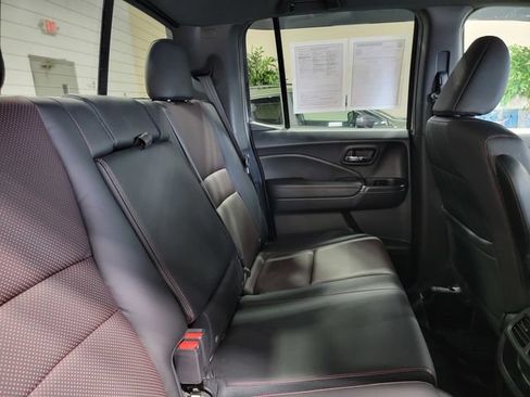Used 2021 Honda Ridgeline Black Edition image 14