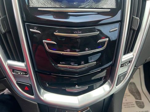 Used 2014 Cadillac SRX FWD image 27