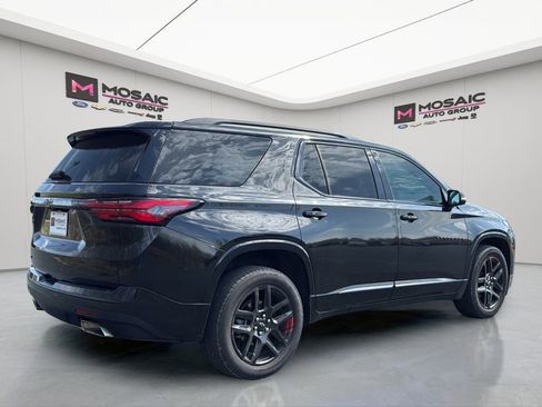 Used 2023 Chevrolet Traverse Premier w/ Redline Edition AWD/4WD image 3
