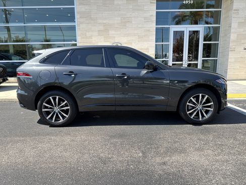 Used 2026 Jaguar F-PACE R-Dynamic S AWD/4WD image 3