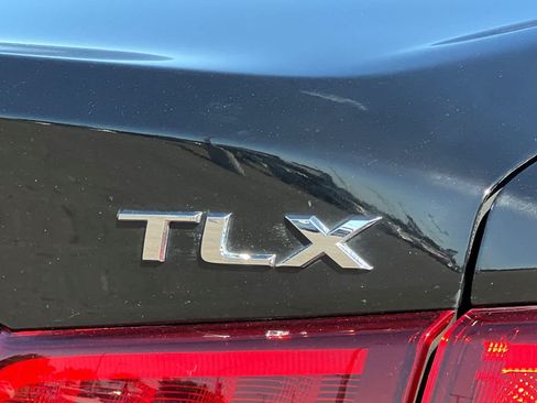 Used 2017 Acura TLX V6 FWD image 31