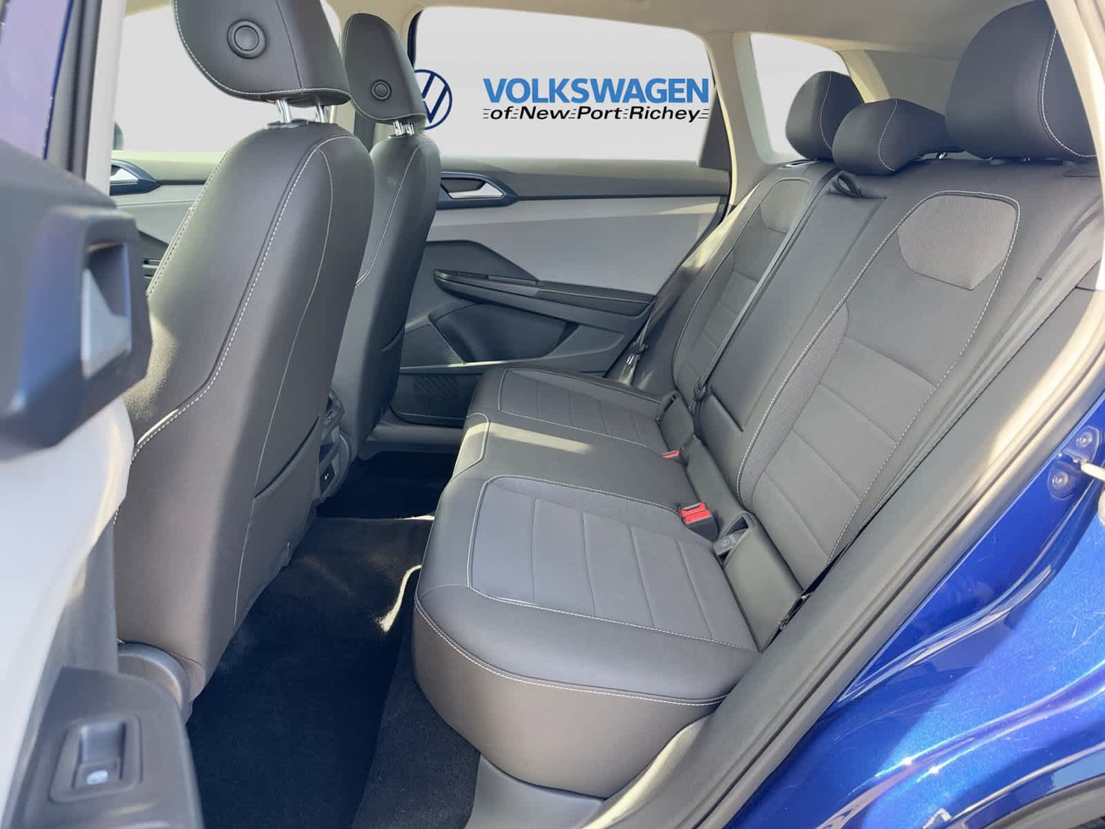 Used 2024 Volkswagen Taos SE FWD image 25