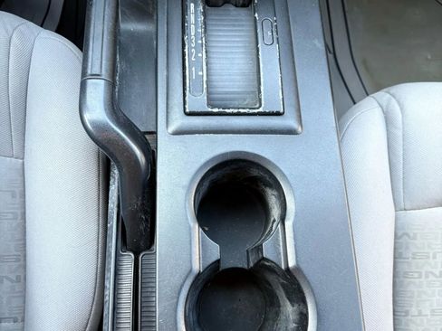 Used 2009 Ford Mustang Premium image 23