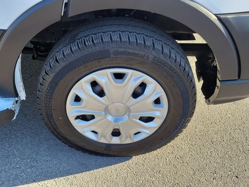 Used 2024 Ford Transit 250 Low Roof w/ Exterior Upgrade Package image 29