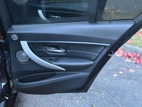 Used 2014 BMW 335i Sedan w/ Technology Package image 58