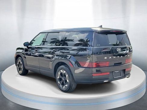 Used 2026 Hyundai Santa Fe SE FWD image 3