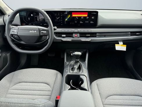 New 2025 Kia K4 EX image 10