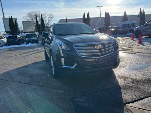 Used 2019 Cadillac XT5 FWD image 6