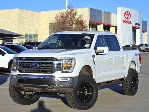 Used 2021 Ford F150 Lariat w/ FX4 Off-Road Package AWD/4WD image 4