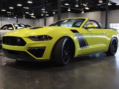 Used 2021 Ford Mustang GT Premium w/ GT Performance Package image 3