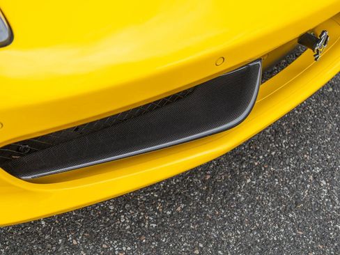 Used 2013 Ferrari 458 Spider RWD image 22