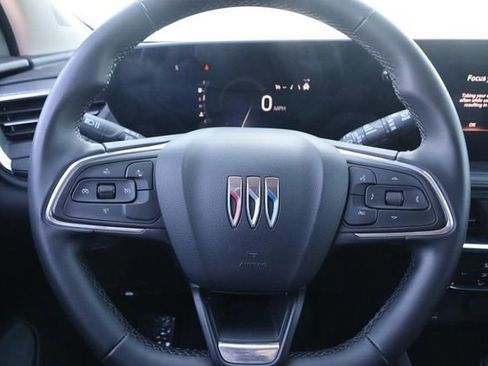 Used 2024 Buick Encore GX Sport Touring image 10
