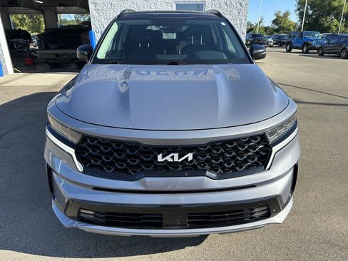 Used 2022 Kia Sorento SX image 12