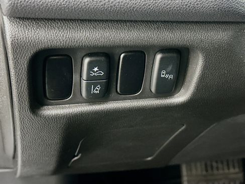 Used 2024 Mitsubishi Outlander Sport AWD image 17