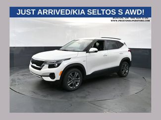Used 2023 Kia Seltos S w/ Navigation Package AWD/4WD video 1