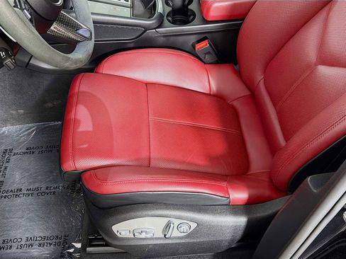 Used 2024 Porsche Macan GTS image 20