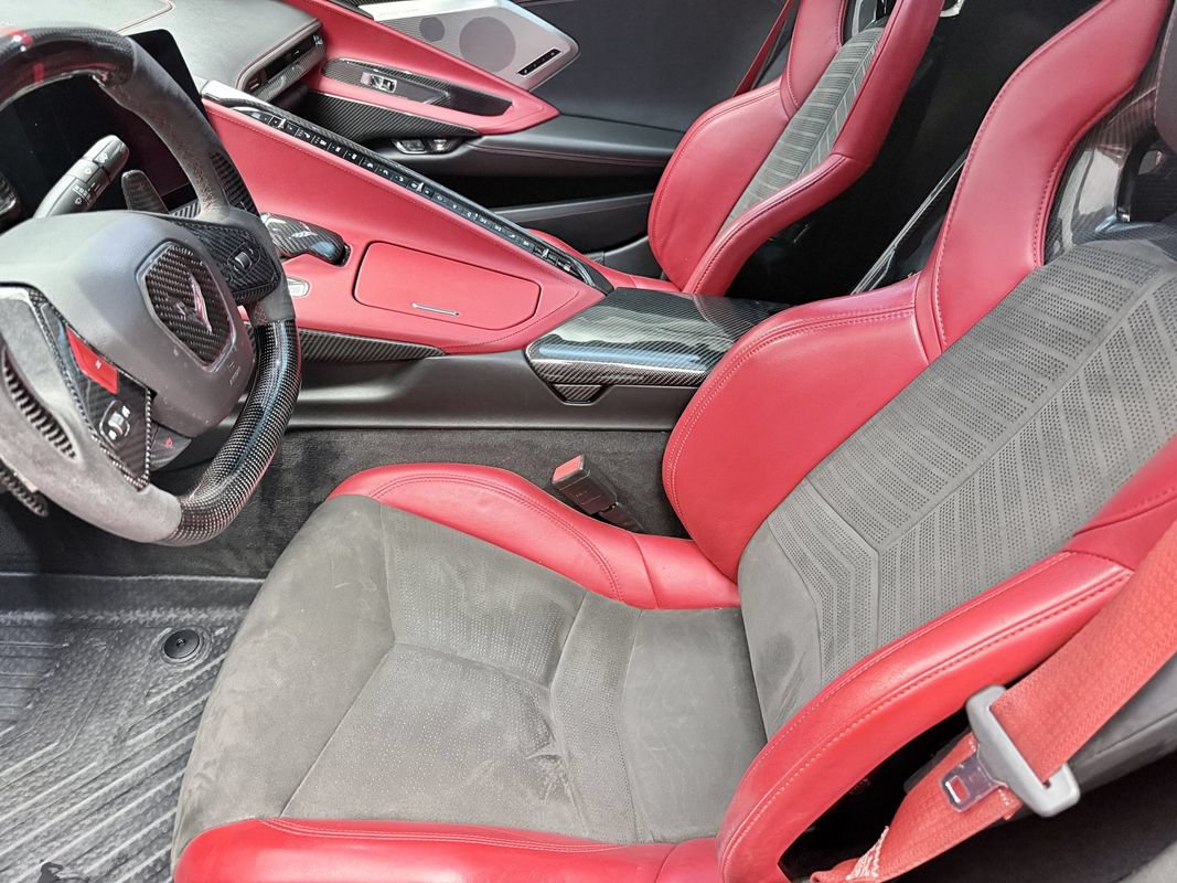 Used 2020 Chevrolet Corvette Stingray Preferred Cpe w/ 2LT Preferred Equipment Group RWD image 10