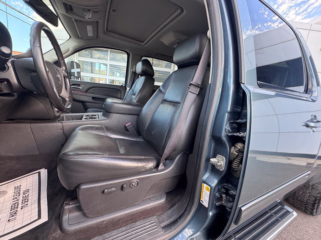Used 2014 GMC Sierra 2500 SLT w/ SLT Convenience Package AWD/4WD image 12