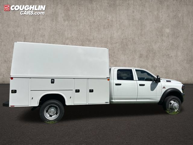 New 2026 RAM 5500 Tradesman w/ Chrome Appearance Group AWD/4WD image 7