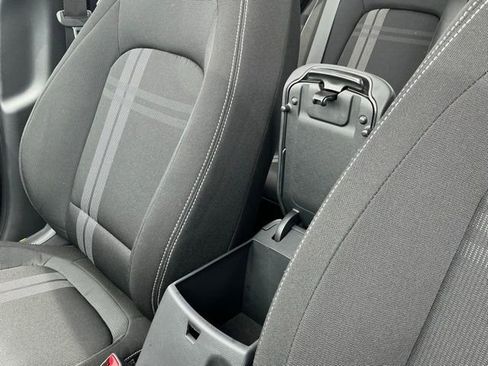 Used 2026 Hyundai Venue SEL FWD image 31