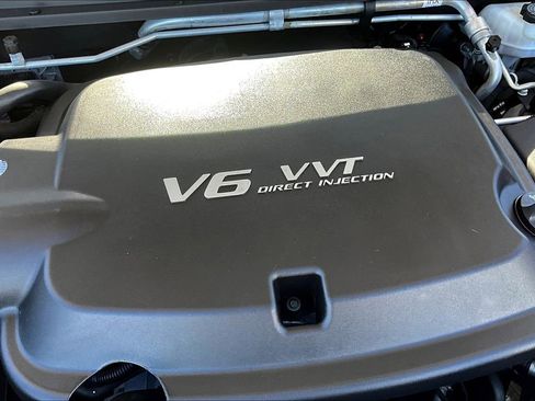 Used 2019 Chevrolet Colorado W/T w/ Custom Special Edition image 34