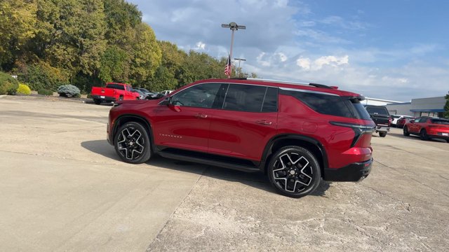 Used 2025 Chevrolet Traverse High Country w/ LPO, Floor Liner Package FWD image 6