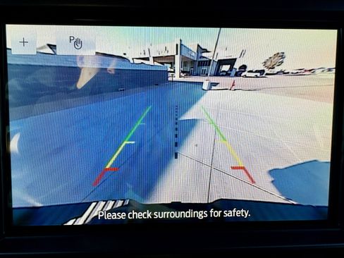 Used 2025 Ford F250 XLT w/ FX4 Off-Road Package image 18