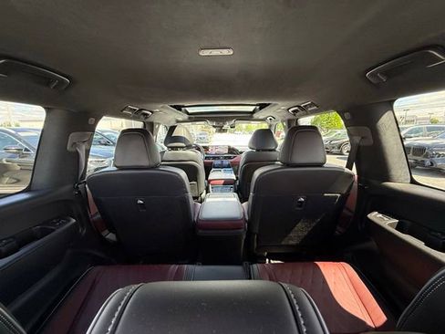 Certified 2025 INFINITI QX80 Autograph w/ Premium Cargo Package AWD/4WD image 30