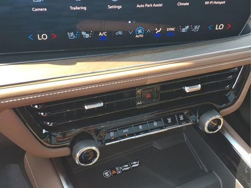 New 2026 Chevrolet Tahoe High Country image 8