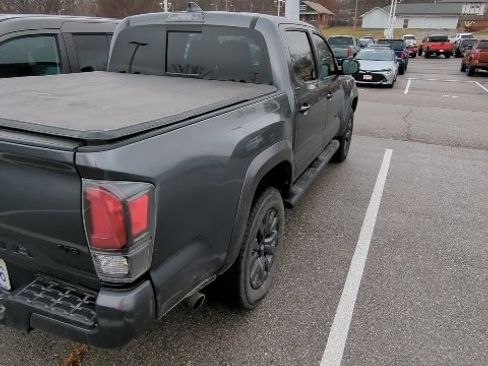 Used 2023 Toyota Tacoma Limited image 3