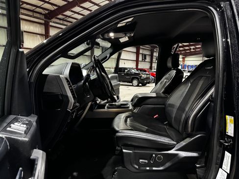 Used 2020 Ford F350 Platinum w/ Tremor Off-Road Package image 14