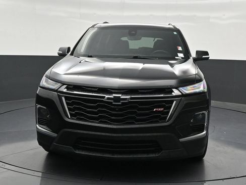 Used 2023 Chevrolet Traverse RS FWD image 9