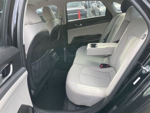 Used 2021 Kia K5 LXS image 28