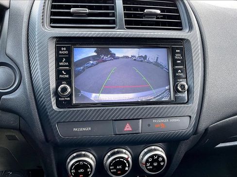Used 2024 Mitsubishi Outlander Sport ES AWD/4WD image 21