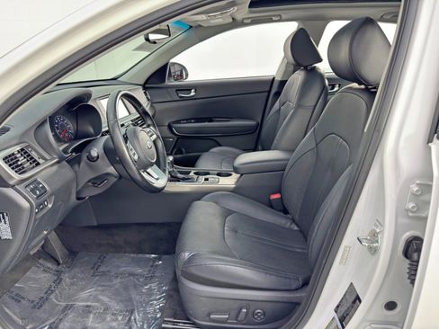 Used 2020 Kia Optima EX w/ Technology Package image 16