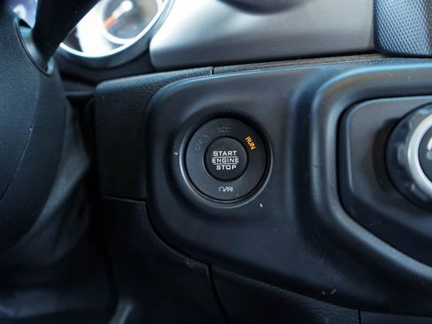 Used 2020 Jeep Wrangler Unlimited Sport S image 25