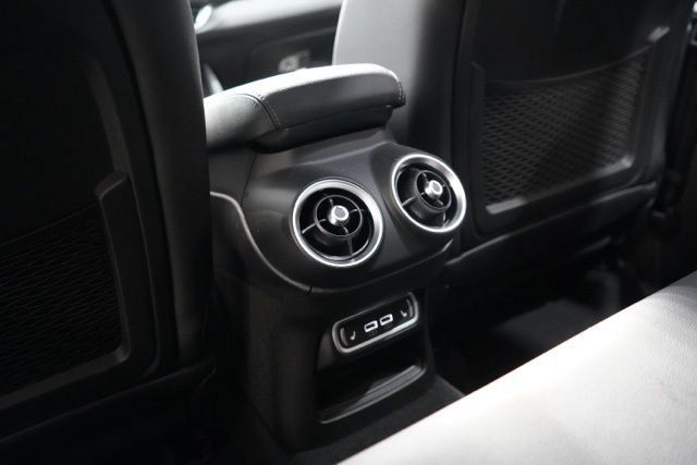 New 2025 Alfa Romeo Stelvio Sprint AWD/4WD image 28
