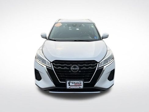 Used 2024 Nissan Kicks SV FWD image 9