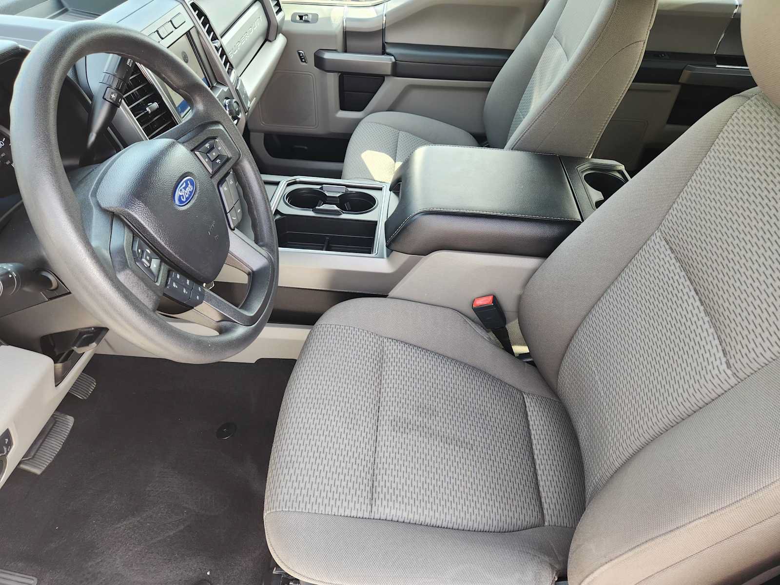 Used 2020 Ford F250 XLT w/ XLT Premium Package AWD/4WD image 13